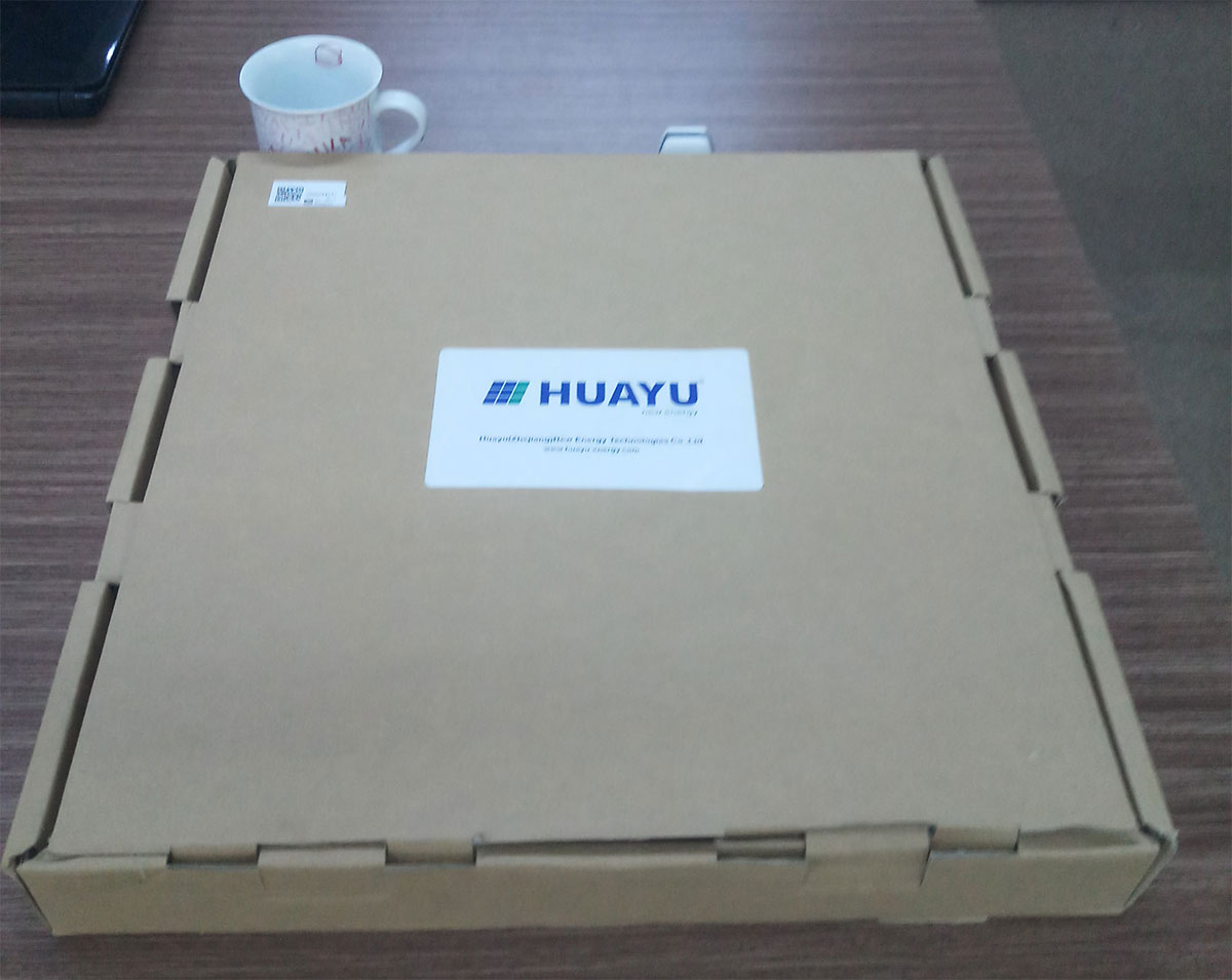 Review sản phẩm micro-inverter Huayu HY-2000-Plus